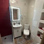 Vienna House Apartamento
