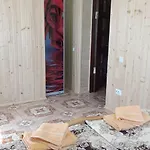 Vienna House *