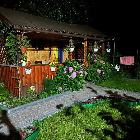 Vienna House *