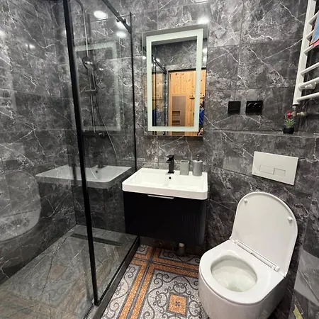 Апартаменти Vienna House *