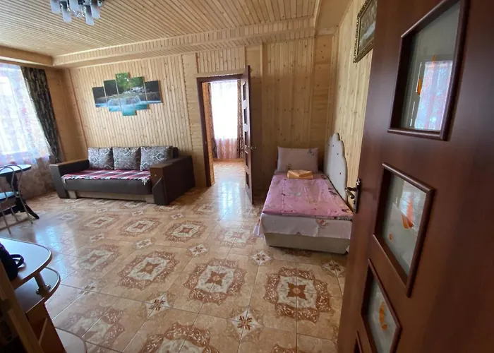 Vienna House *