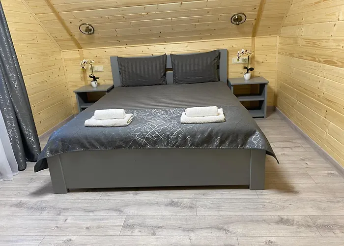 Апартаменты Vienna House *