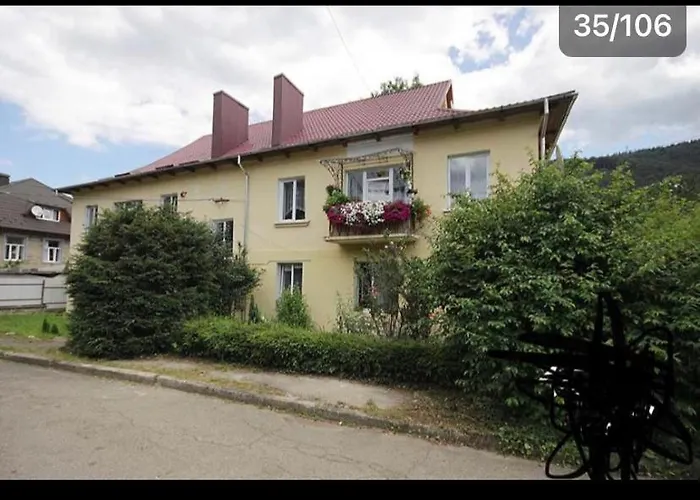 Vienna House *