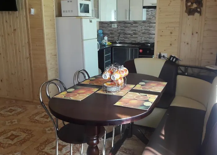 Vienna House Апартаменты *