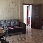 Vienna House *
